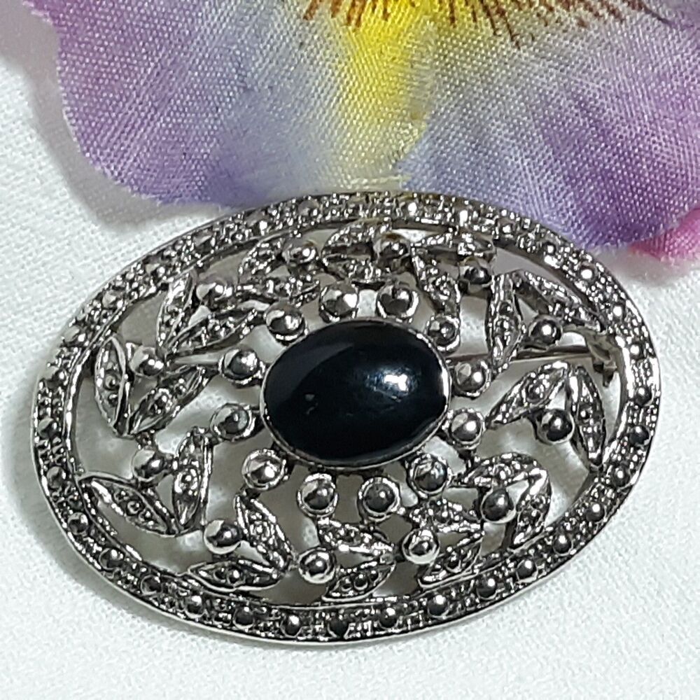 Textured Silver Tone Black Cabochon Openwork Oval Brooch Scarf Lapel Pin Jewelry